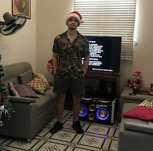 Meet your Posher, Enmanuel